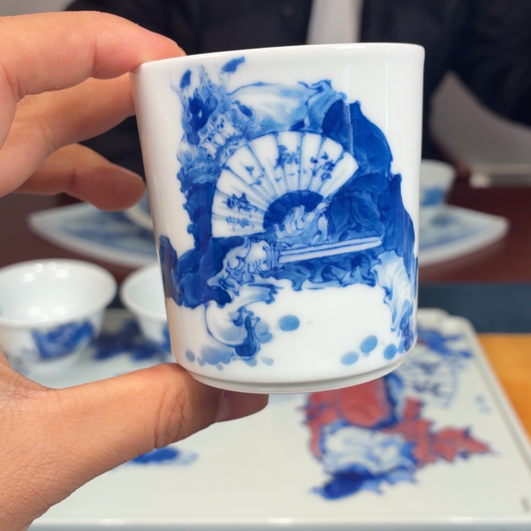 杯子瓷瓷姑娘景德镇陶瓷艺术