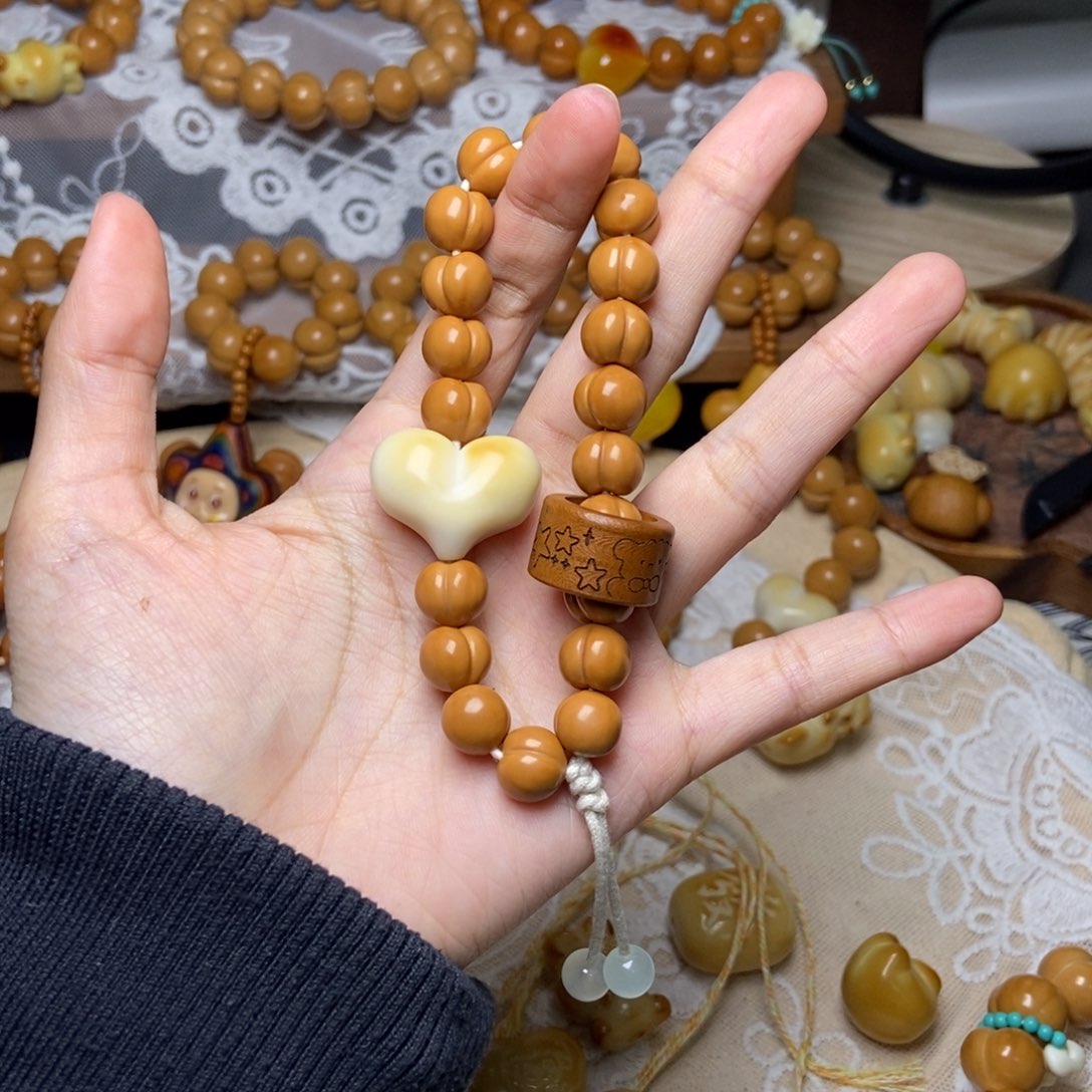 猴头核桃吊坠屁桃卡10