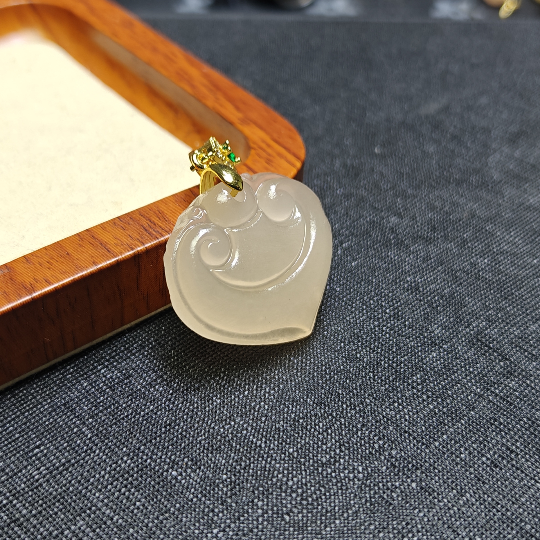 [停业清货]冰藕粉爱心如意锁吊坠-赠链-312-多样性发一