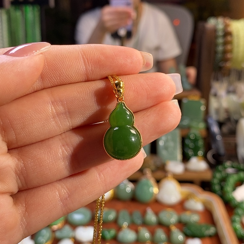 【闪购商品】和田玉银S925镶嵌吊坠(赠链)