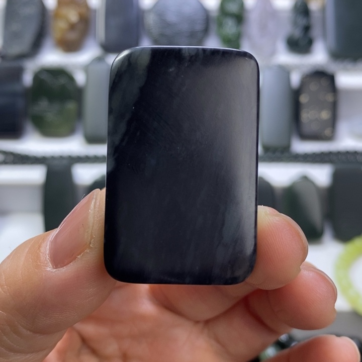 和田玉未镶嵌珠宝奇石