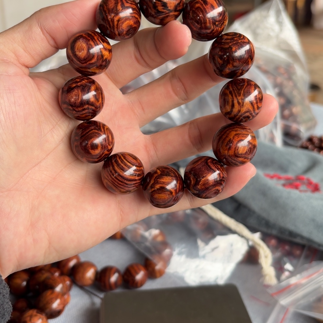 黄花梨/降香黄檀2.0爆满乱纹