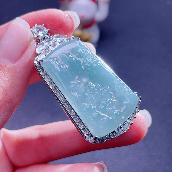 翡翠吊坠(不含链)未镶嵌