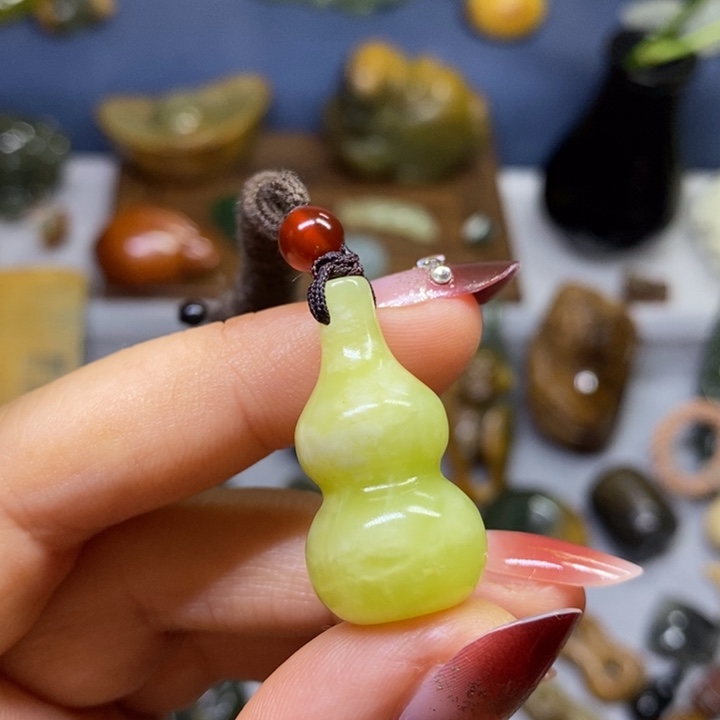 蛇纹石玉未镶嵌岫玉