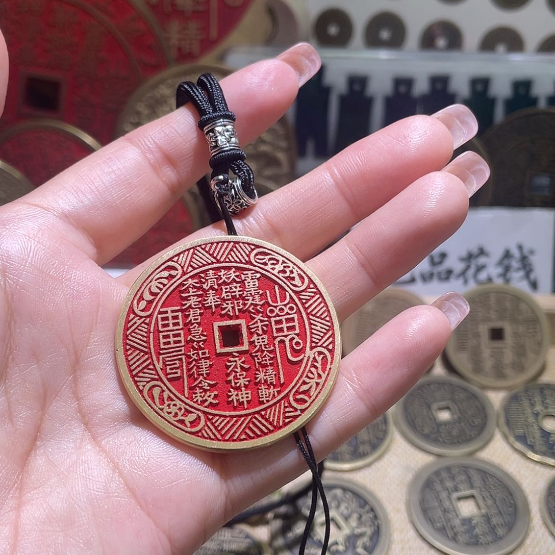 铜铜现代仿制工艺品花钱