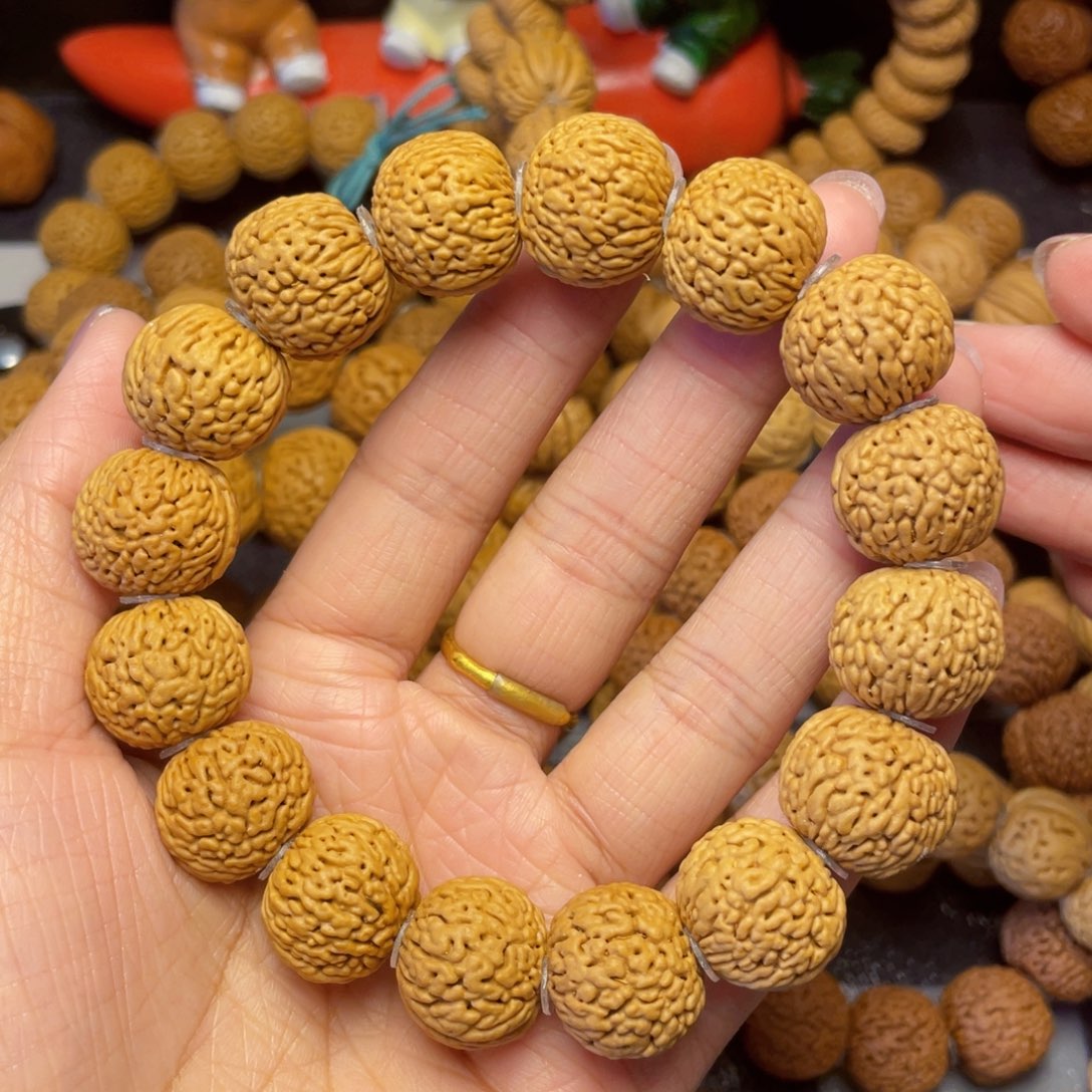 桃核手串17满天星手串