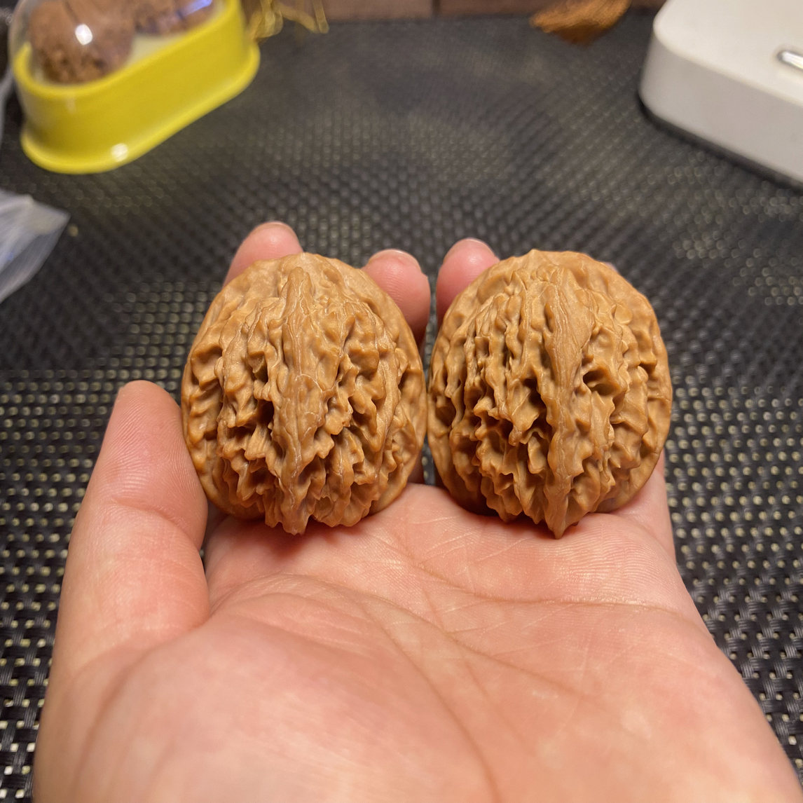 文玩核桃精品高端小众黄冠狮子头橘红皮质43尺寸