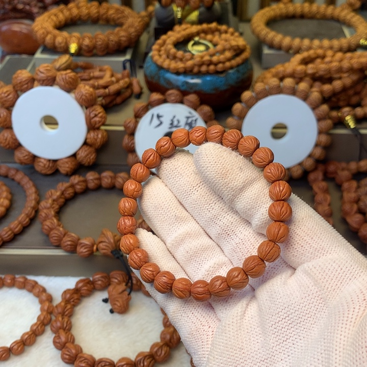 旺***飞桃核手串秦岭龙纹