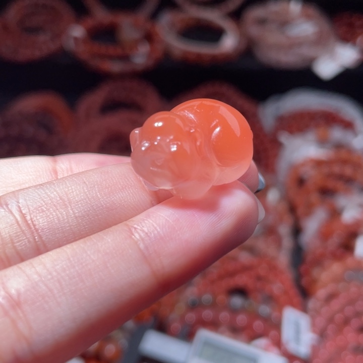 南红玛瑙未镶嵌小猪1720