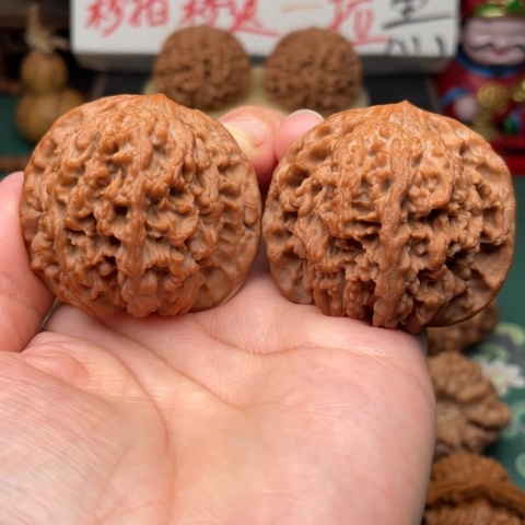 【闪购商品】把件文玩核桃46满天星红皮
