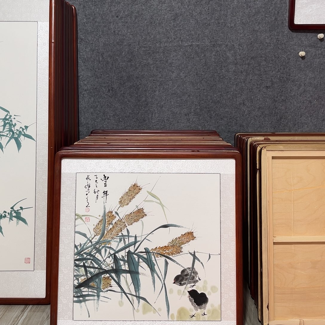 国画书画作品带框63.×63
