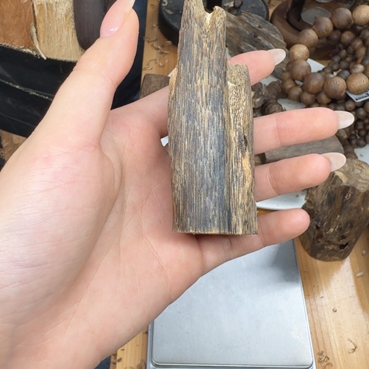 沉香沉香碎屑沉香奇楠块料22.1克