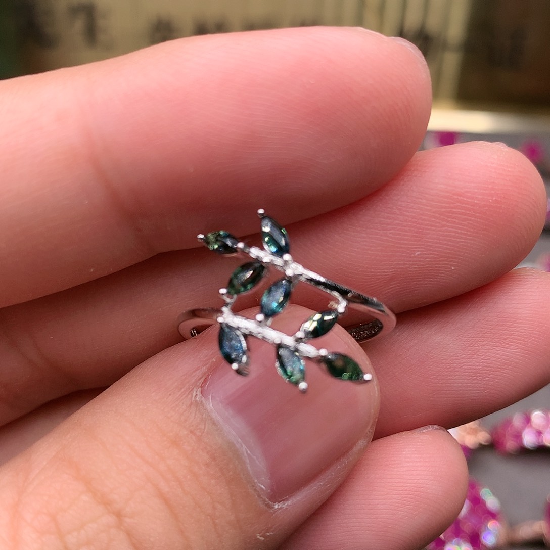 蓝宝石戒指银S925镶嵌