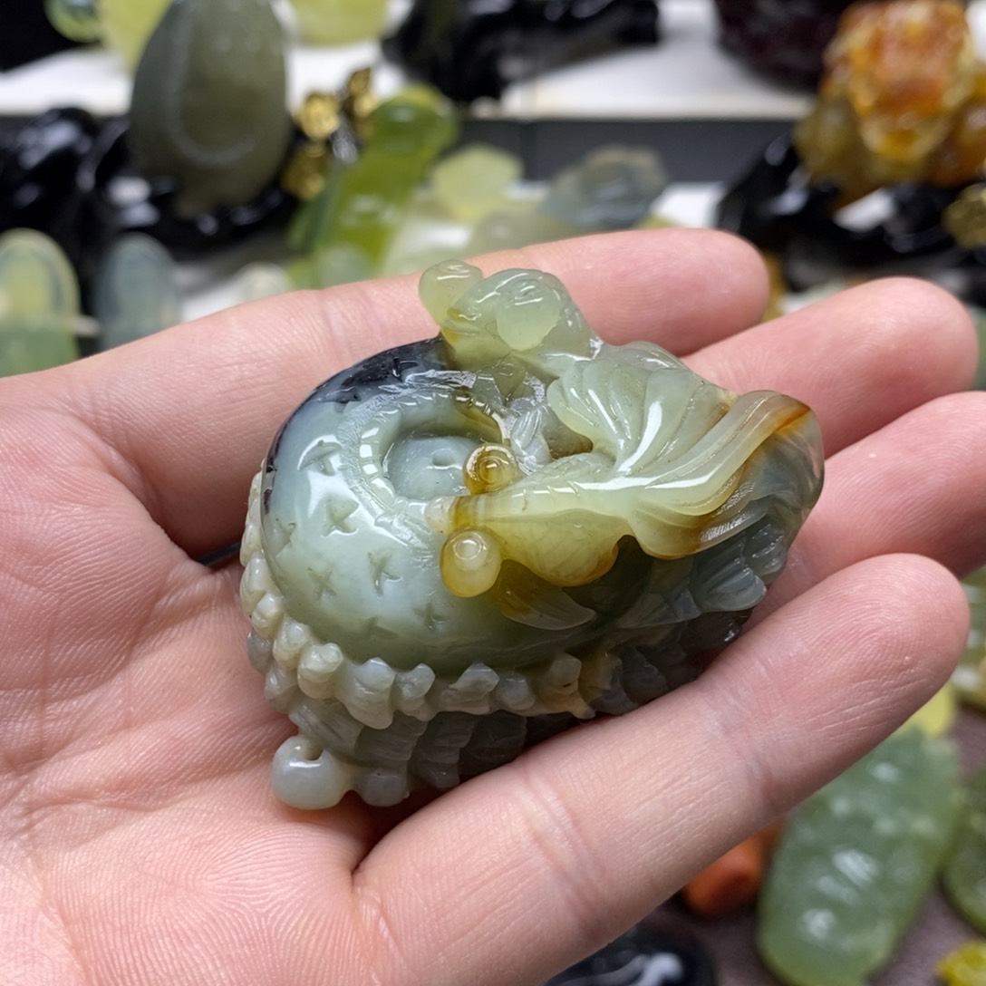 岫玉鱼篓手把未镶嵌