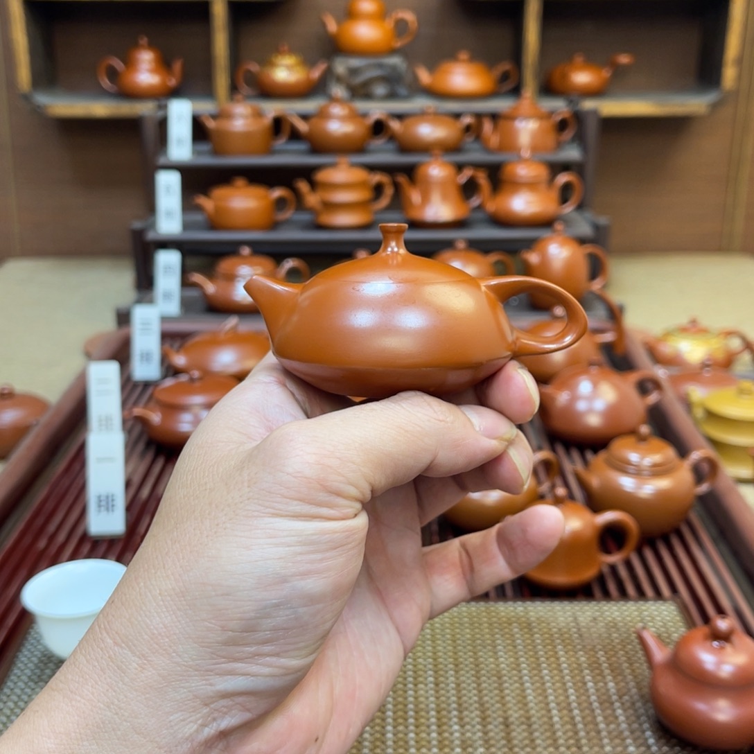 茶壶朱泥玉兔80-90cc