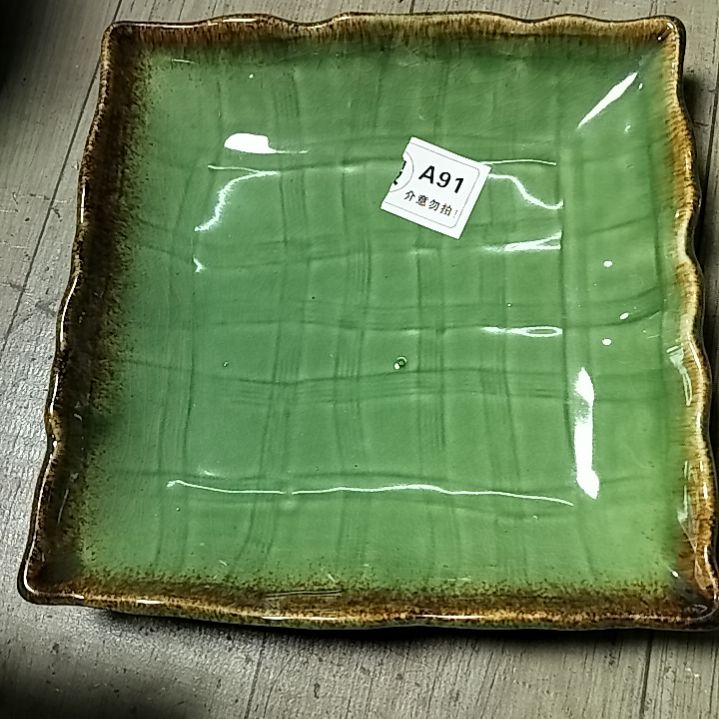 盘瓷片陶瓷杯盘壶碗都有