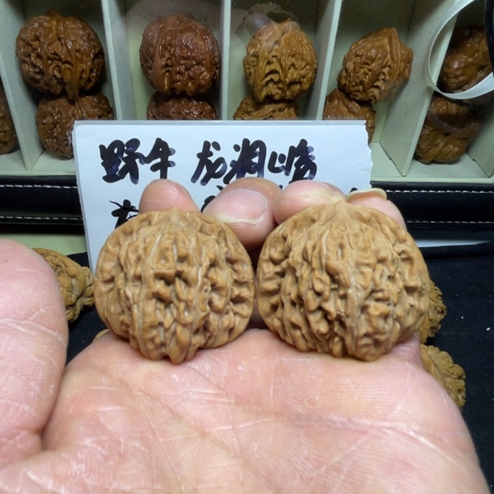 文玩核桃把件山地楼