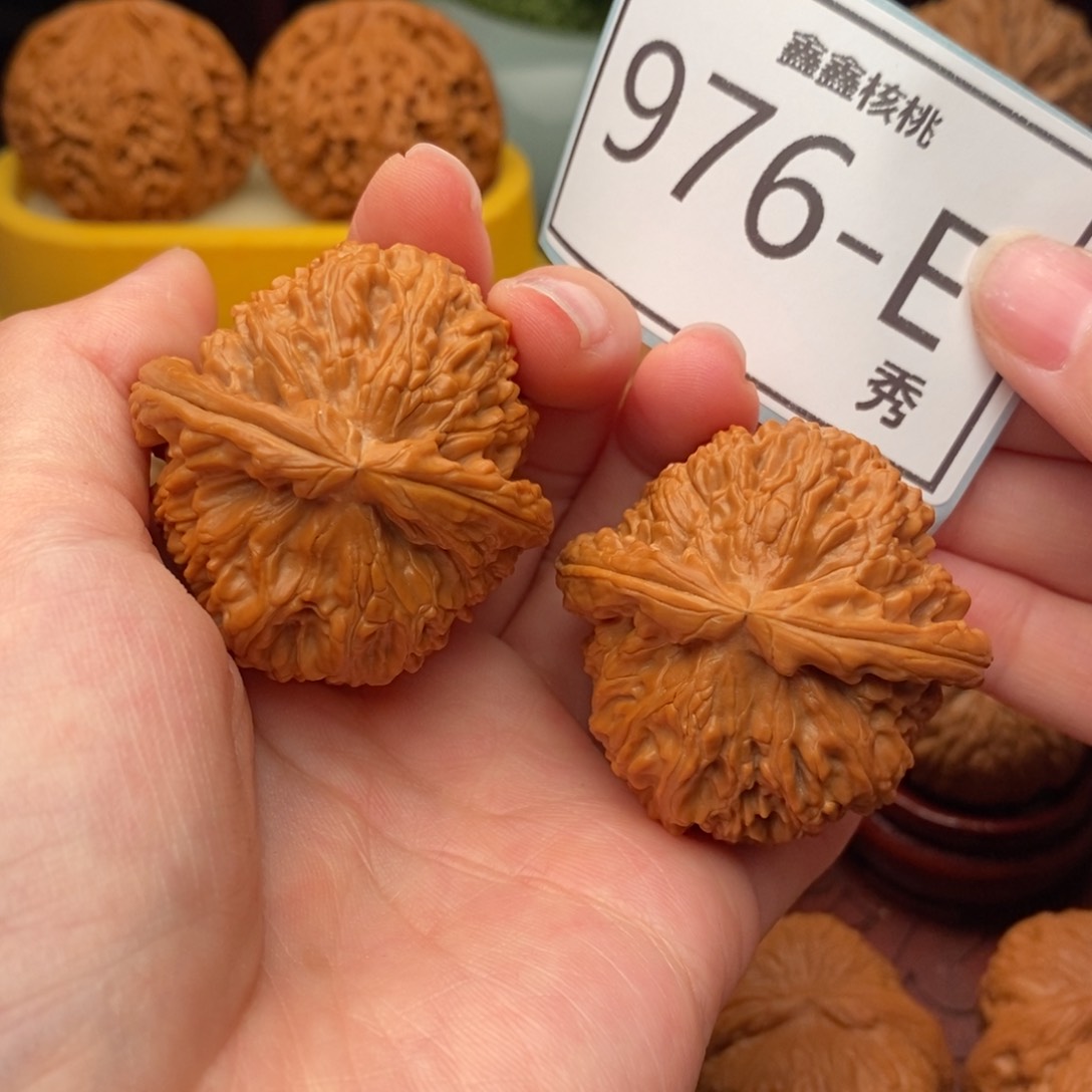 文玩核桃把件白狮42