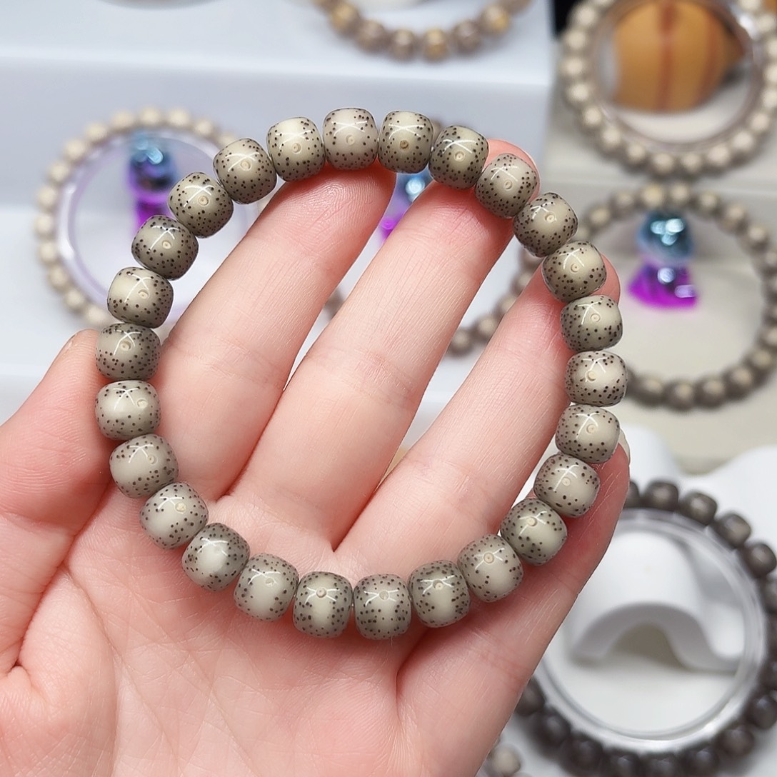 ****玩手串星月菩提卡9绿冰一线天通体月朗星稀A39