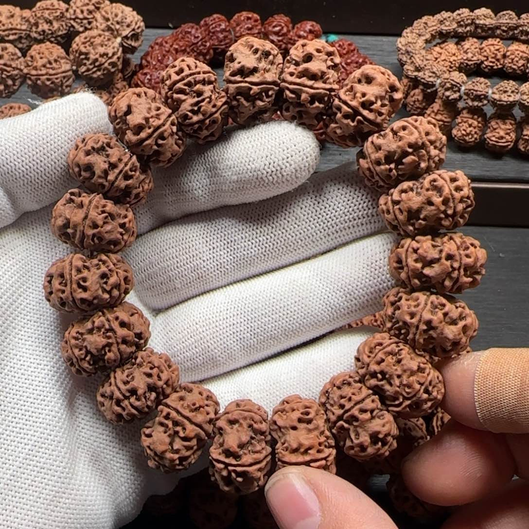 金刚菩提吊坠21mm天然纽扣（扇面）