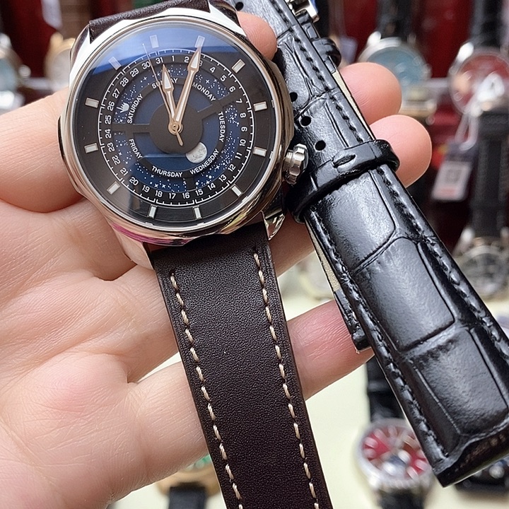 用***0全自动机械表男表腕表