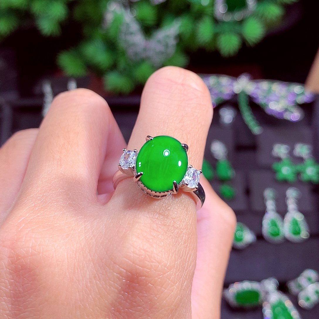 颈饰未镶嵌翡翠蓝****）天然