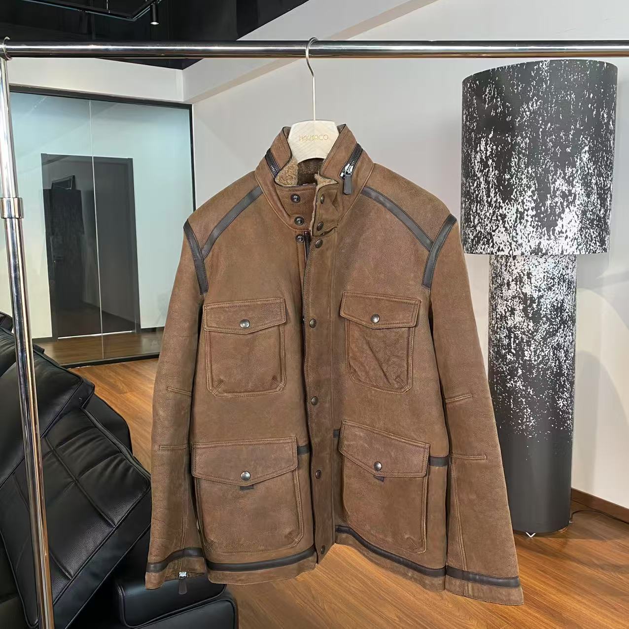 人造皮草 MNFK 2025款皮草大衣 PC0040