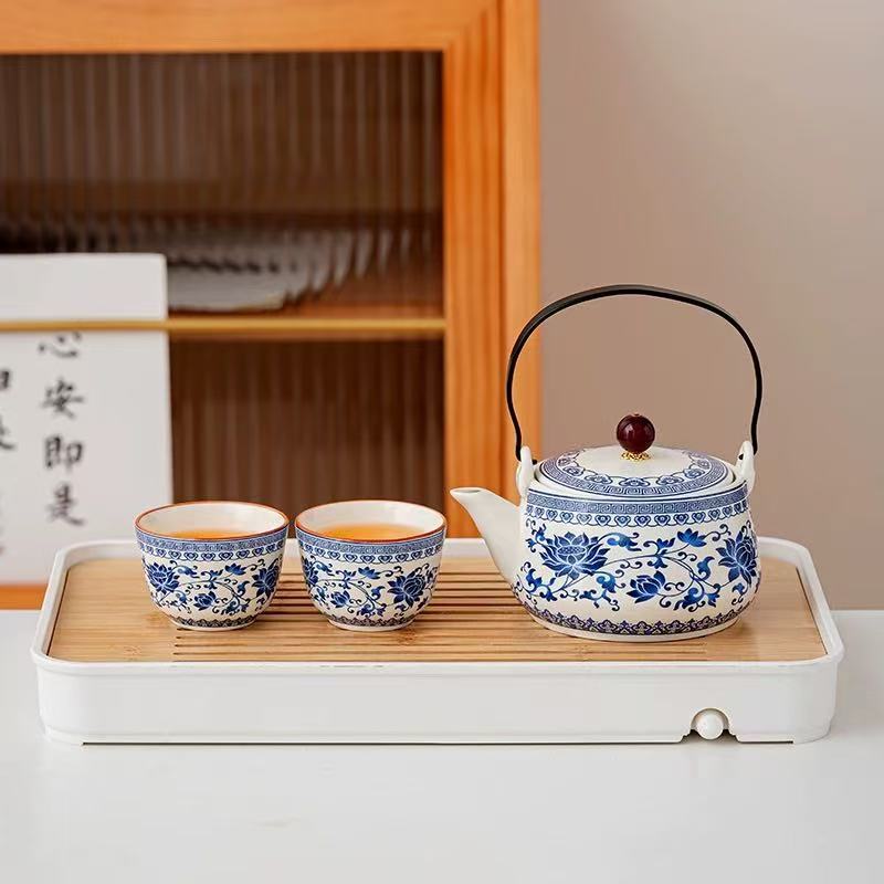 缠枝莲提梁壶+两杯481 ZHZ046