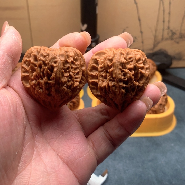 文玩核桃吊坠火焰马蹄