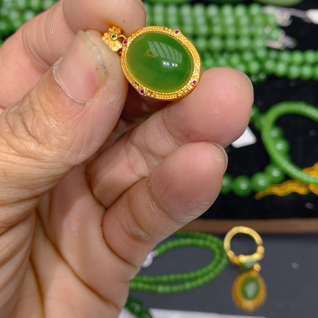 和田玉（碧玉）戒指银S925镀金镶嵌