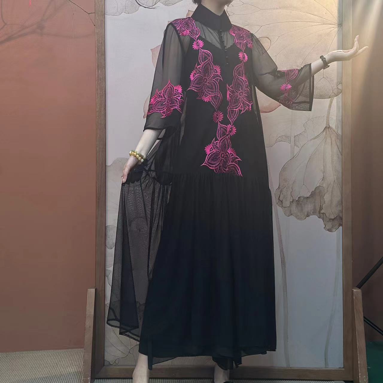 【大海轻奢】BF32654新款粉色刺绣镂空设计师款时尚外披