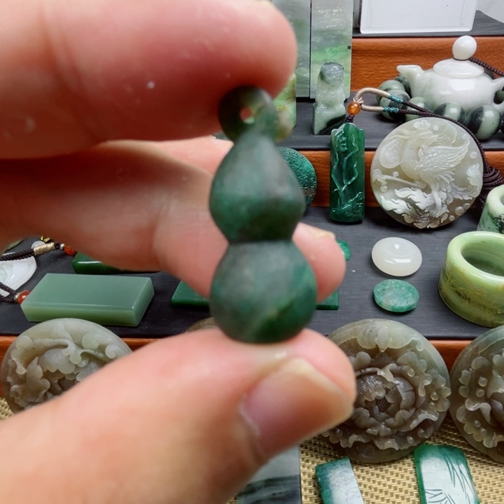 未镶嵌独山玉珠宝半成品