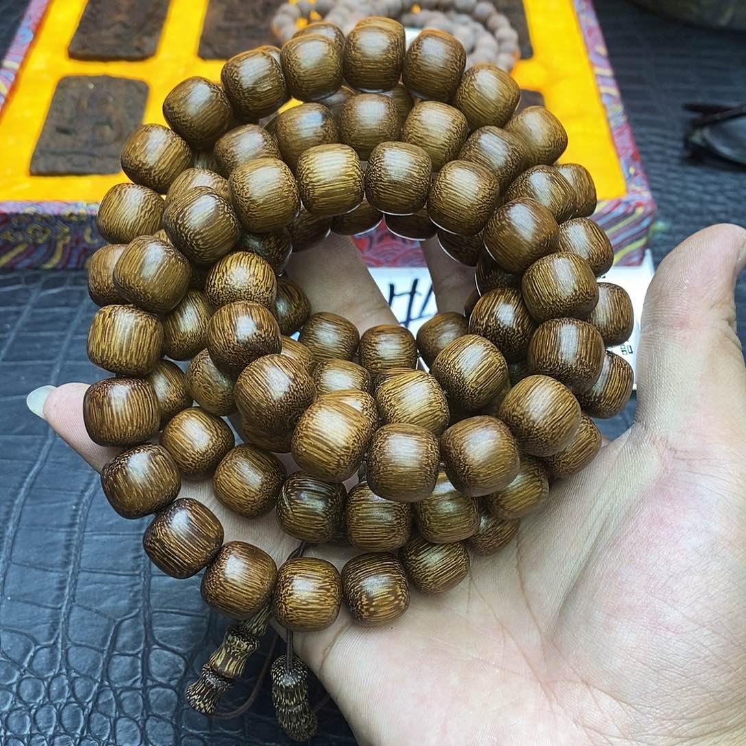 沉香碎屑沉香136昆仑梅格