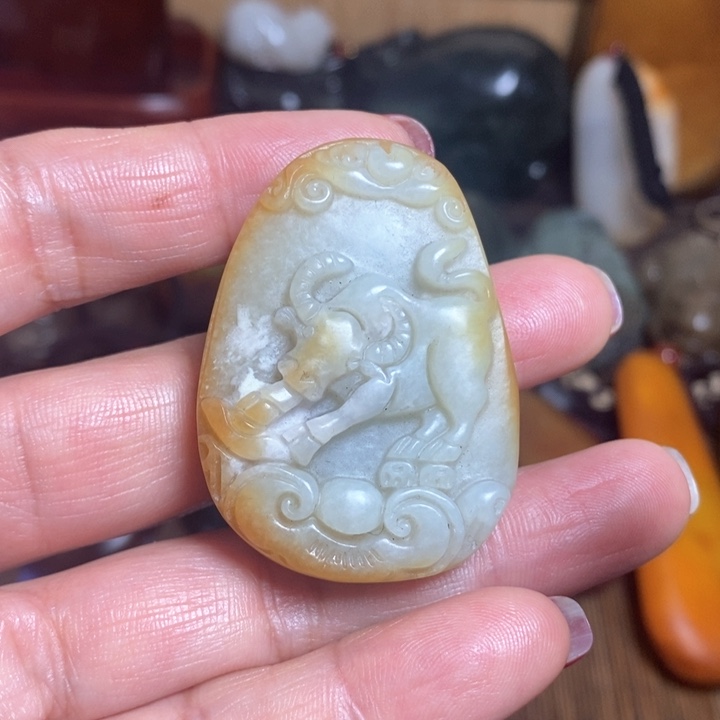 和田玉（糖玉）挂件未镶嵌