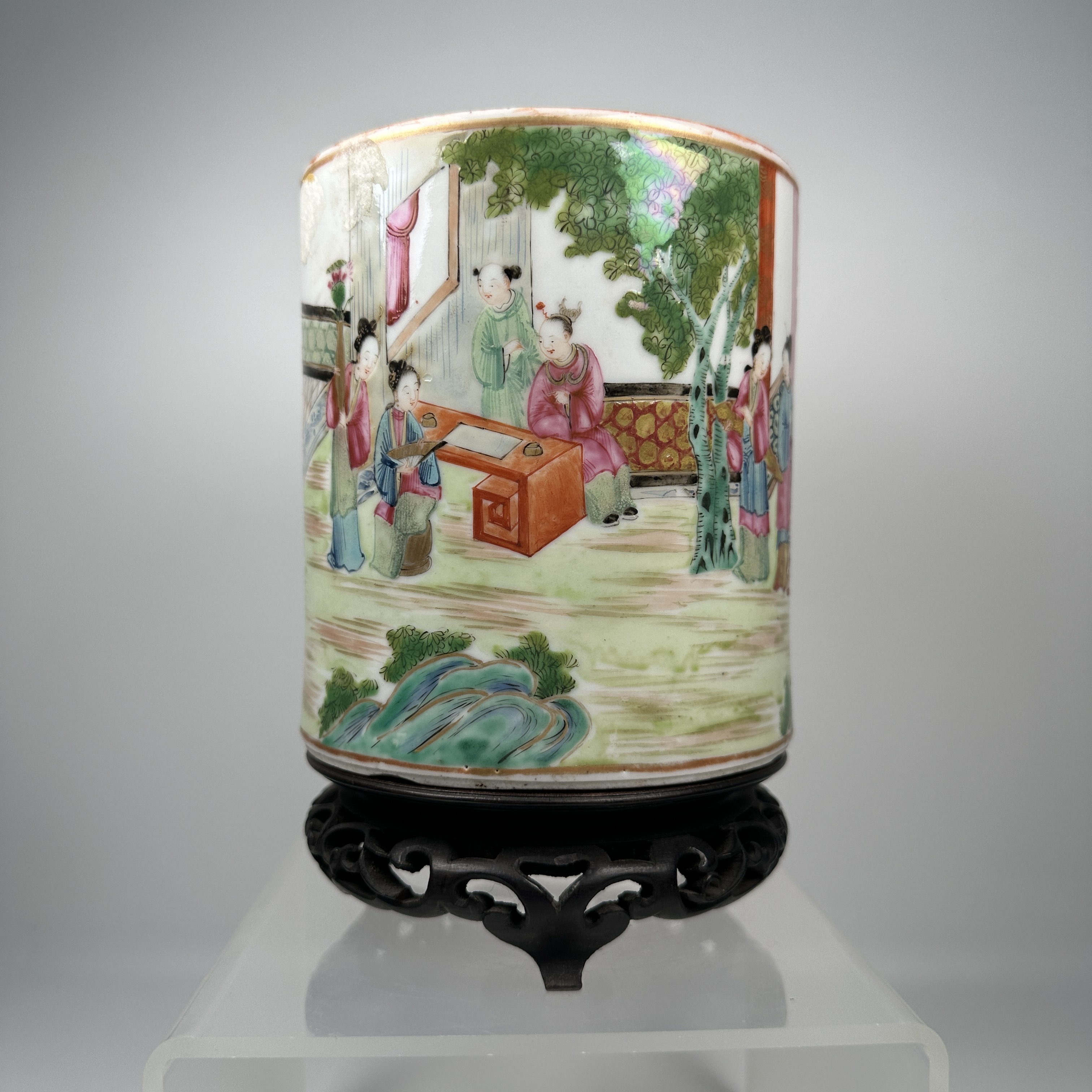 【道咸】广彩人物笔筒