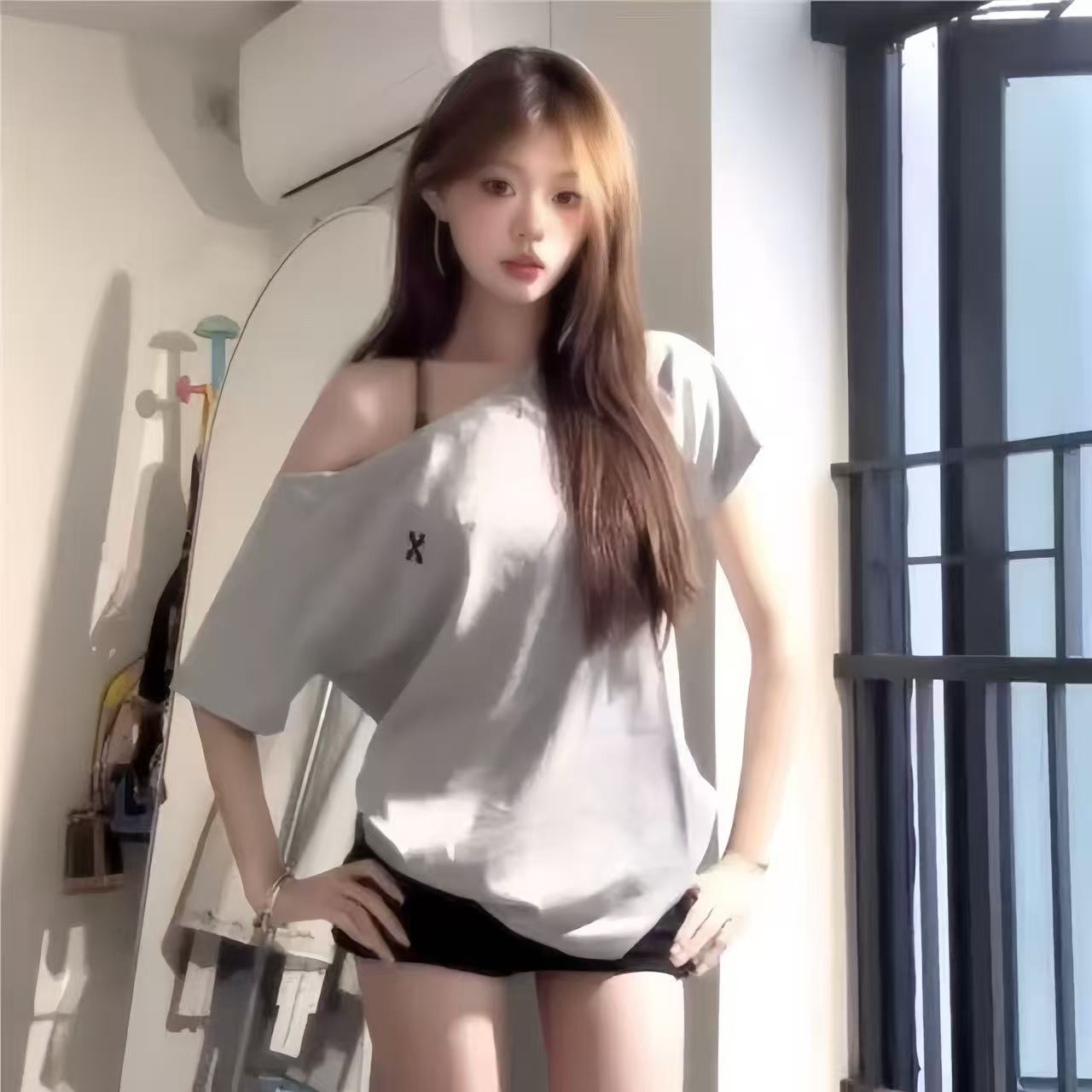 纯欲斜肩印花短袖t恤女一字肩美式遮肉显瘦ins设计感辣妹上衣