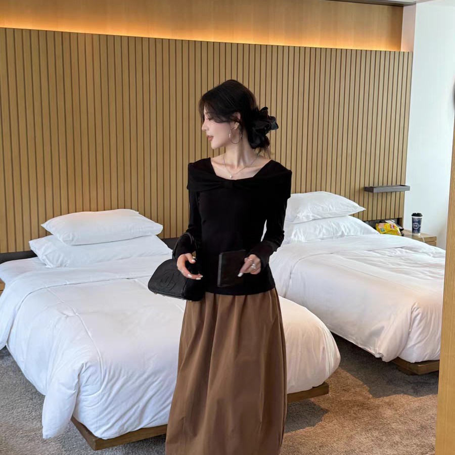 VAVE.O.E韩系设计感一字肩长袖t恤女2025秋款高弹显瘦打底