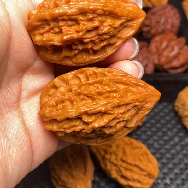 秦岭野生文玩核桃95