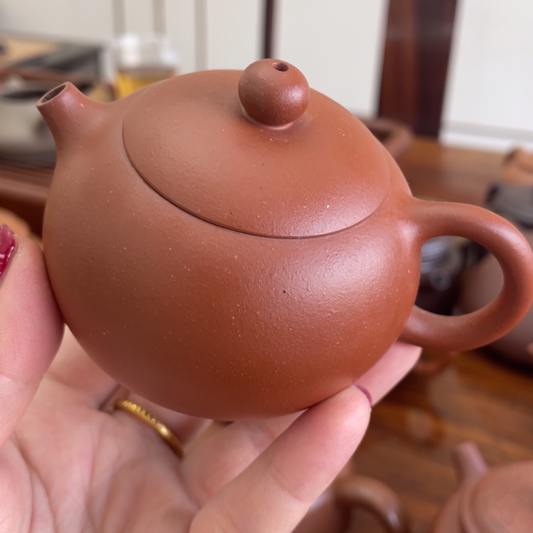 紫砂茶壶西施微瑕 紫泥130c