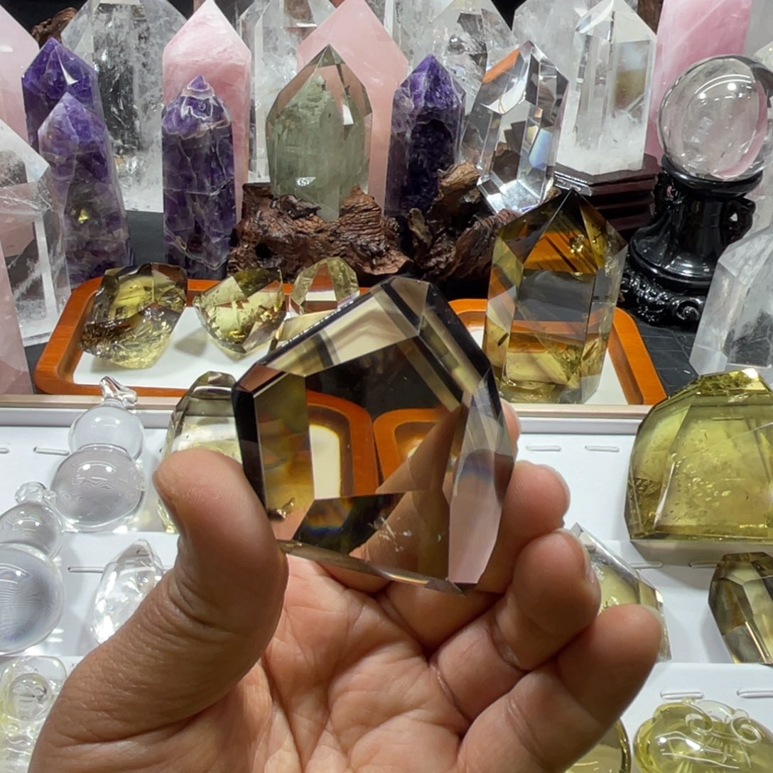 未镶嵌珠宝半成品水晶