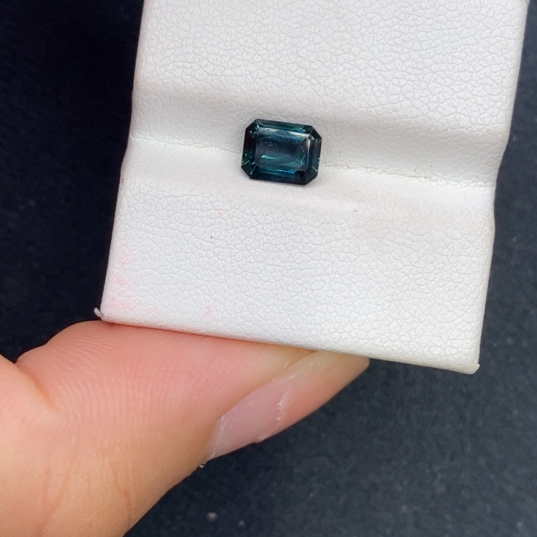 蓝宝石裸石1.31 ct
