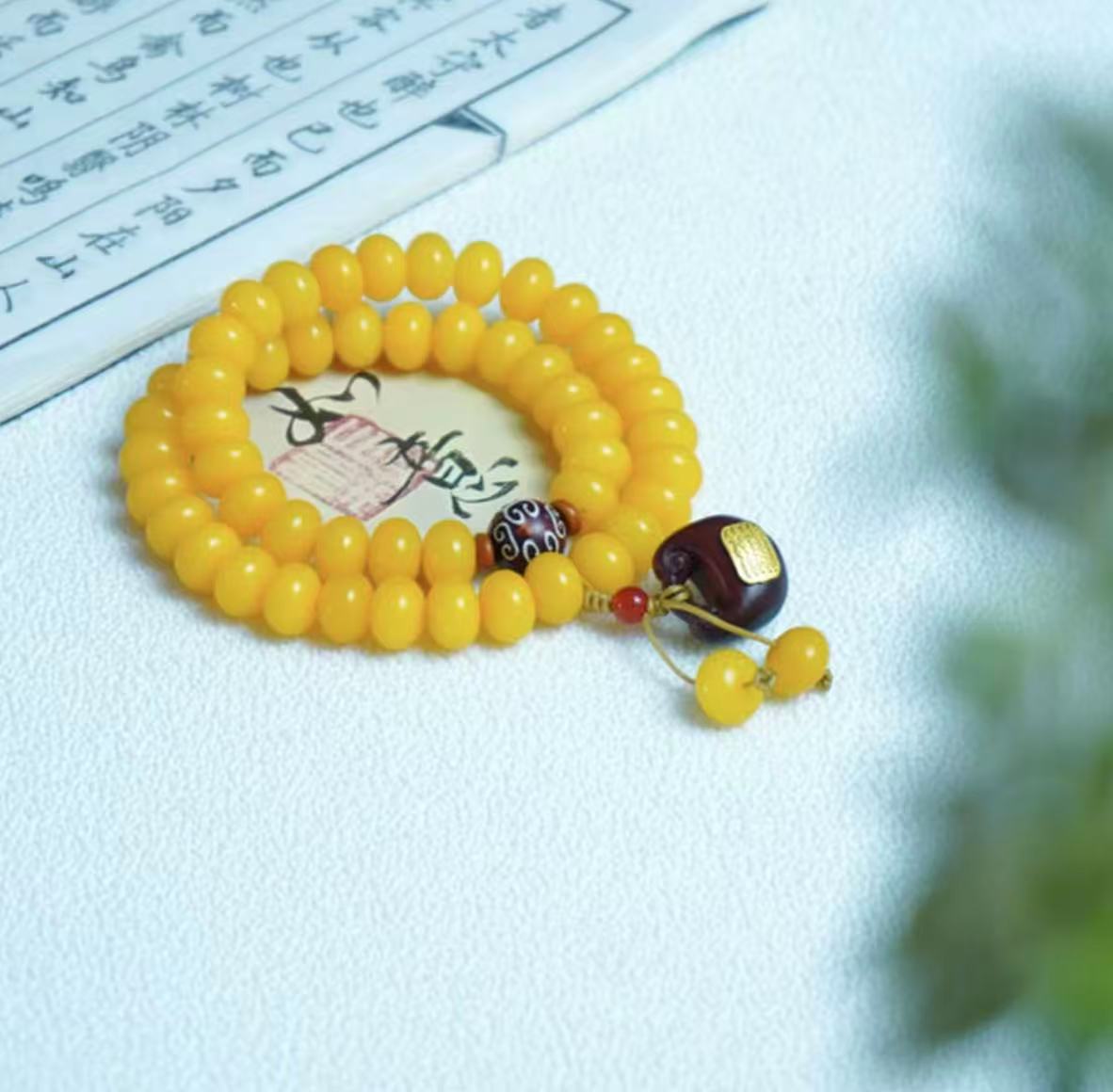 双圈黄玉菩提老料  精品手串(无礼盒)  HN1401-