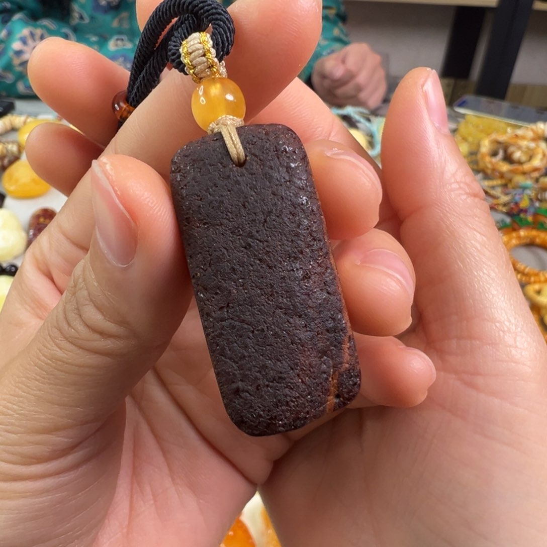 蜜蜡裸石未镶嵌蜜蜡