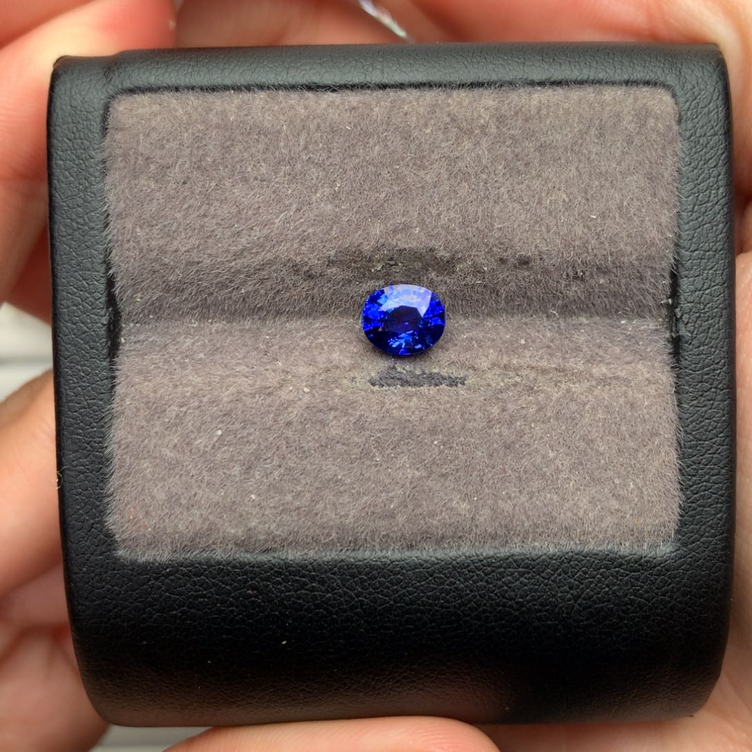 裸石蓝宝石天然皇家蓝蓝宝石1.59ct
