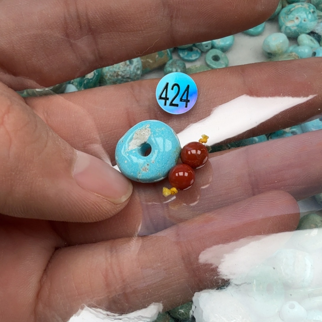 南红玛瑙未镶嵌珠宝奇石