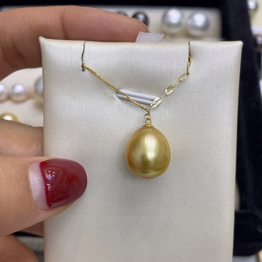 海水珍珠吊坠(赠链)18K金镶嵌