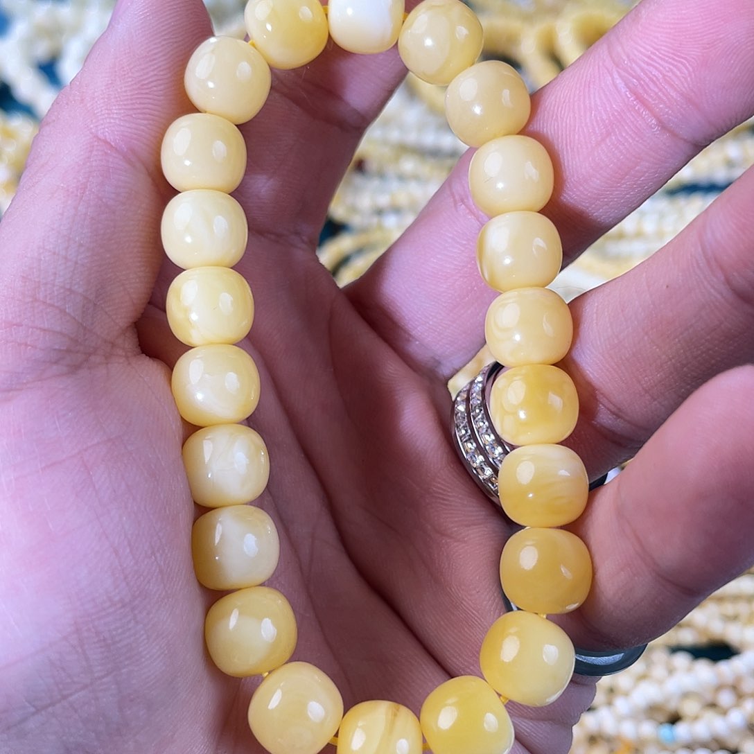 琥珀裸石未镶嵌DY241226B017