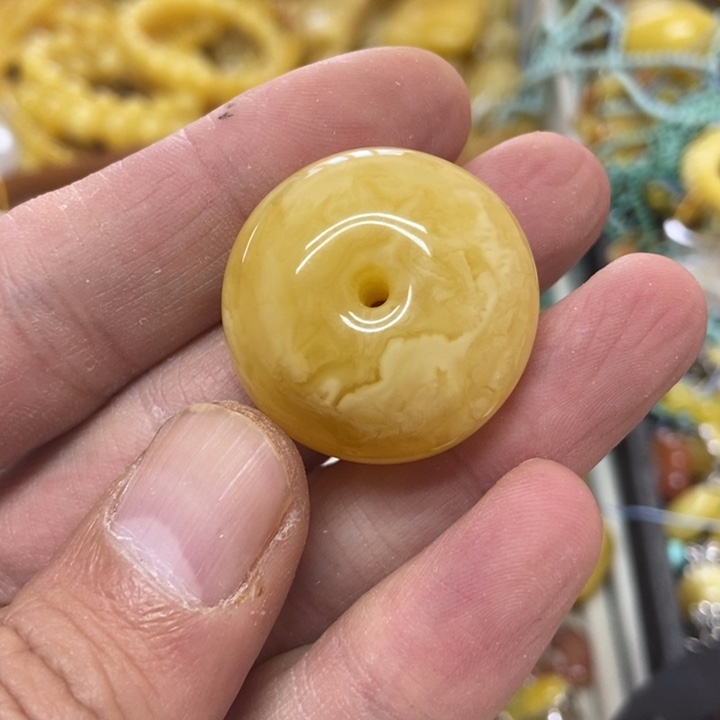 未镶嵌蜜蜡裸石吊坠
