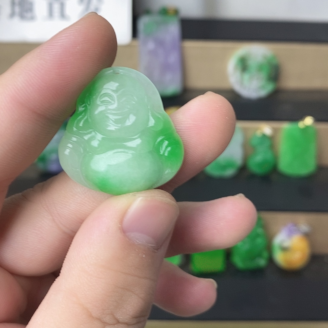 翡翠银S925镶嵌吊坠(赠链)