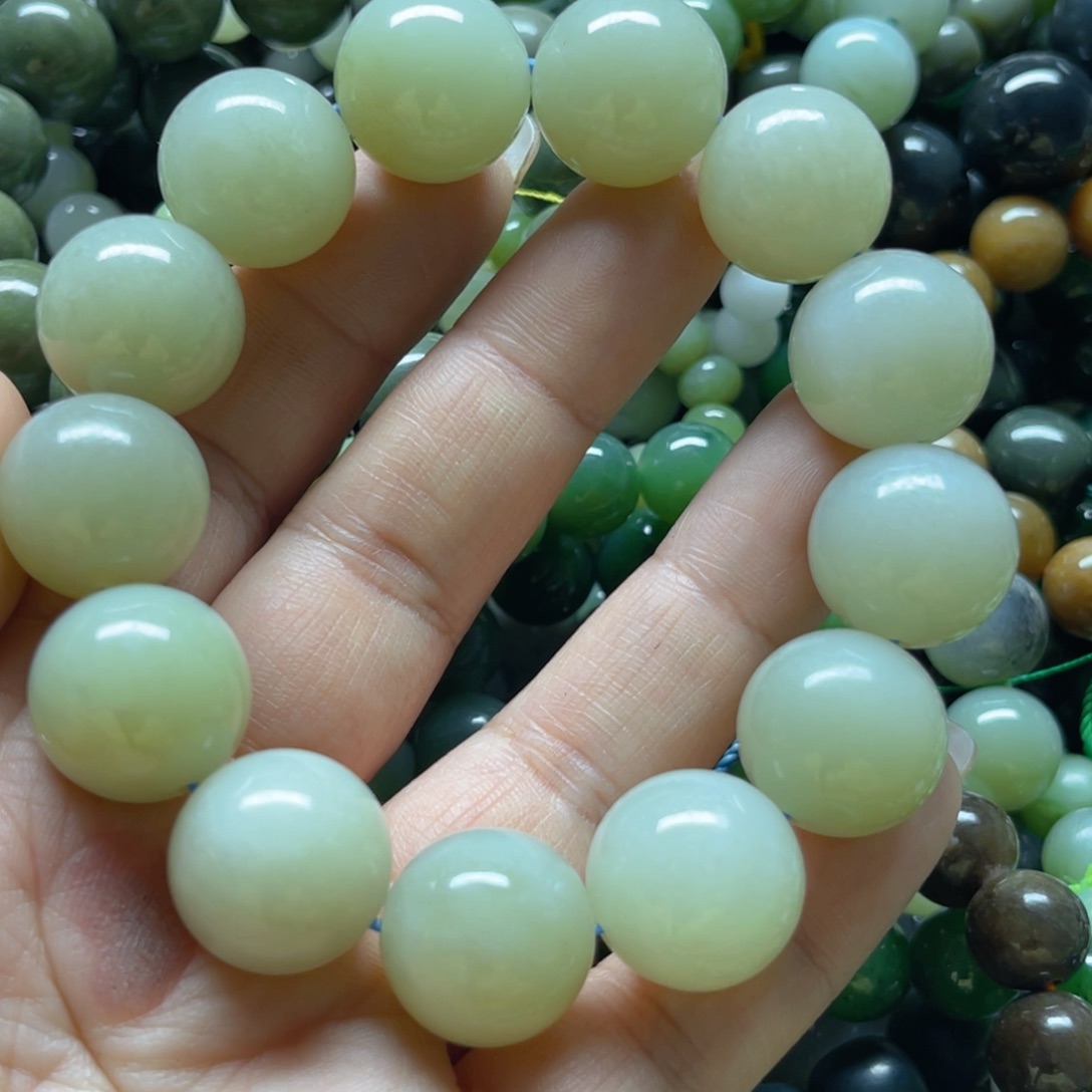 和田玉手链未镶嵌